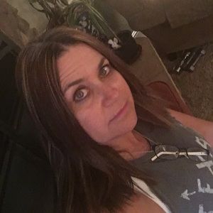 Meet your Posher, Brenda